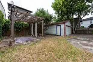2415 Elmen St, Houston, TX 77019 - Photo 20