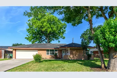 9109 Lugary Drive, Houston, TX 77074 - Photo 2
