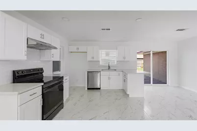9109 Lugary Drive, Houston, TX 77074 - Photo 16