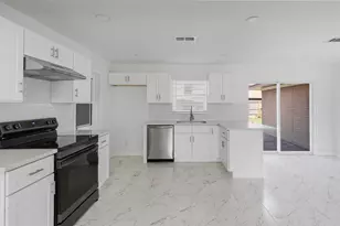 9109 Lugary Dr, Houston, TX 77074 - Photo 16