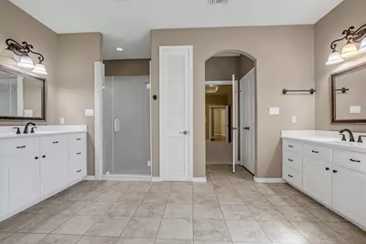 110 April Waters Drive W, Conroe, TX 77356 - Photo 38