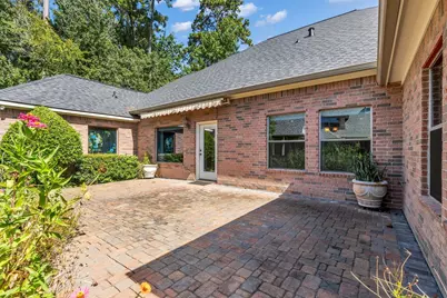 110 April Waters Drive W, Conroe, TX 77356 - Photo 48