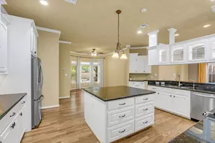 110 April Waters Dr W, Montgomery, TX 77356 - Photo 18