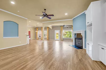110 April Waters Drive W, Montgomery, TX 77356 - Photo 28