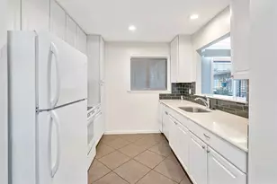 3809 N Braeswood Blvd, Houston, TX 77025 - Photo 12