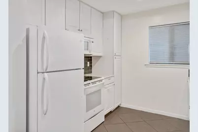 3809 N Braeswood Boulevard #30, Houston, TX 77025 - Photo 8