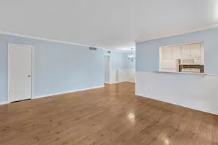 3809 N Braeswood Blvd, Houston, TX 77025 - Photo 2