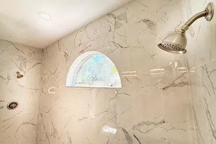 13730 Anderson Woods Dr, Houston, TX 77070 - Photo 10