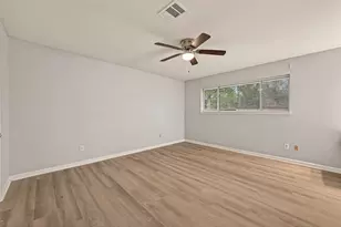 2107 Old Alvin Rd, Pearland, TX 77581 - Photo 34