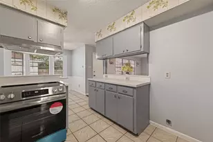 2107 Old Alvin Rd, Pearland, TX 77581 - Photo 20