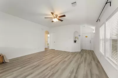 25118 Hazel Ranch Drive, Katy, TX 77494 - Photo 4