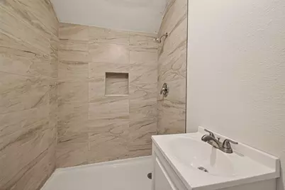 4901 Stimson Street #2, Houston, TX 77023 - Photo 10