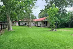 24848 Hwy 73, Winnie, TX 77665 - Photo 2