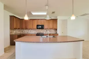 11333 Easton Springs Dr, Pearland, TX 77584 - Photo 10