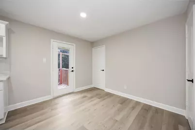 11302 White Gate Lane, Houston, TX 77067 - Photo 4