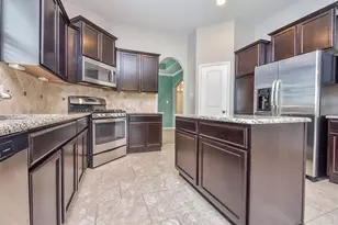 8806 Alicia Dr, Tomball, TX 77375 - Photo 8