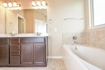 8806 Alicia Drive, Tomball, TX 77375 - Photo 16