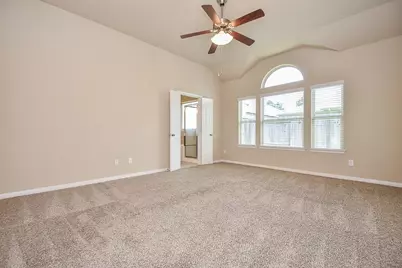 8806 Alicia Drive, Tomball, TX 77375 - Photo 14