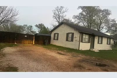 414 Frydek Road, Sealy, TX 77474 - Photo 2