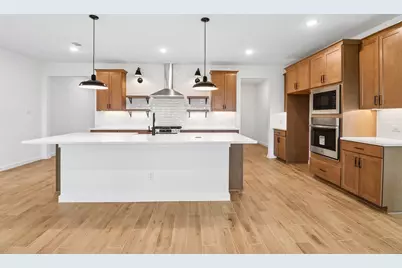 11402 Old Fashion Circle, Mont Belvieu, TX 77535 - Photo 6