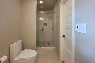 906 Dewalt St, Houston, TX 77088 - Photo 16