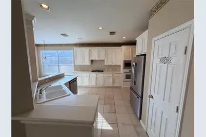 4518 Knight Lake Court, Richmond, TX 77406 - Photo 12