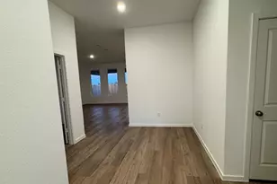 5503 Kingfish Dr, Baytown, TX 77521 - Photo 2