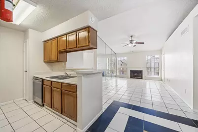 10101 S Gessner Road #316, Houston, TX 77071 - Photo 2