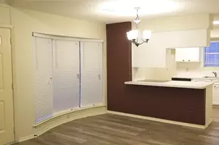 8807 Leader St, Houston, TX 77036 - Photo 4