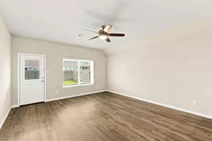 5323 Brooklyn Rose Dr, Rosharon, TX 77583 - Photo 18