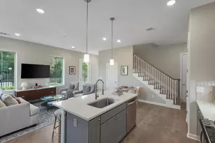 6024 T C Jester Blvd, Houston, TX 77091 - Photo 10