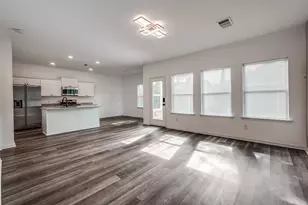 12721 Plummersville St, Houston, TX 77072 - Photo 8