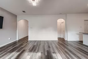 12721 Plummersville St, Houston, TX 77072 - Photo 10