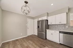 17043 Coachmaker Dr, Friendswood, TX 77546 - Photo 12