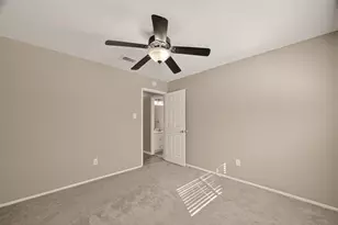 17043 Coachmaker Dr, Friendswood, TX 77546 - Photo 28