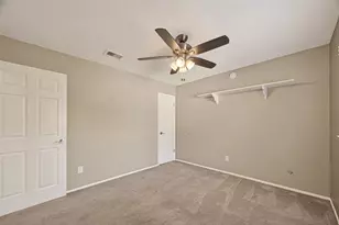 17043 Coachmaker Dr, Friendswood, TX 77546 - Photo 32