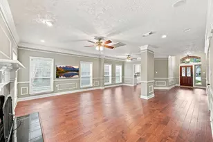 7935 S Wellington Ct, Houston, TX 77055 - Photo 12