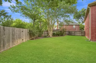 7935 S Wellington Ct, Houston, TX 77055 - Photo 46