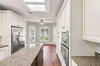 7935 S Wellington Court, Houston, TX 77055 - Photo 18