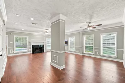 7935 S Wellington Court, Houston, TX 77055 - Photo 8