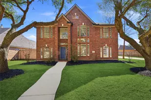 2875 Match Point Ln, Friendswood, TX 77546 - Photo 2