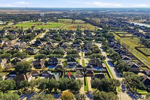 2875 Match Point Ln, Friendswood, TX 77546 - Photo 50