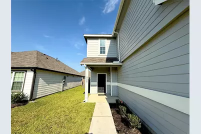 5426 James Michael Drive, Rosharon, TX 77583 - Photo 2