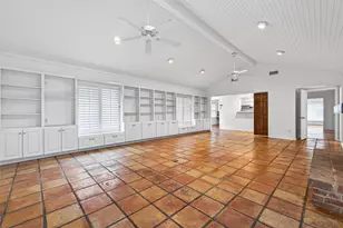 5643 Piping Rock Ln, Houston, TX 77056 - Photo 26