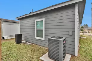 16694 E Juneau, Montgomery, TX 77316 - Photo 20