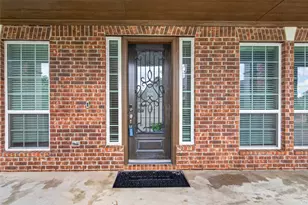 2011 Creekside Park Dr, Pearland, TX 77089 - Photo 2