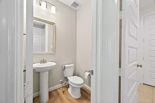 2011 Creekside Park Dr, Pearland, TX 77089 - Photo 16