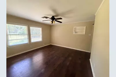 902 E Stone Street, Brenham, TX 77833 - Photo 2