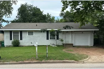 902 E Stone Street, Brenham, TX 77833 - Photo 1