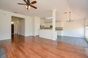 3815 Summerfield Dr, Pearland, TX 77584 - Photo 10